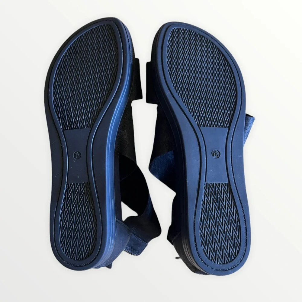 Eileen Fisher black leather sandals size 7.5 - Picture 5 of 6